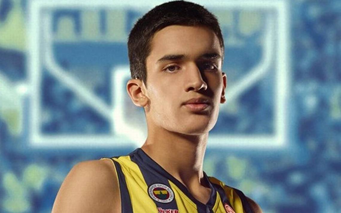 Monday Recruiting: Yurtseven Chooses N.C. State And A Football Note