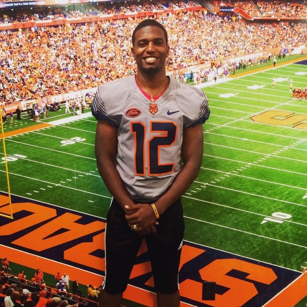 Monday Recruiting: Watch Russell Thompson-Bishop Make Stellar TD Grab