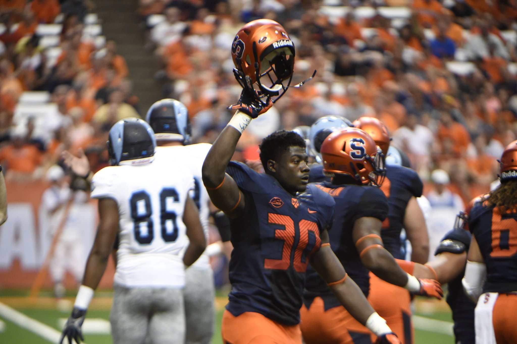 5/9 FizzCast: Parris Bennett Talks Life in the NFL, His Time at SU and Fortnite