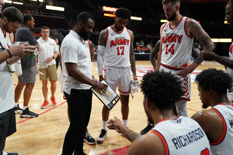 Fizz Report Card: Non-SU Players Shine in Boeheim’s Army Win