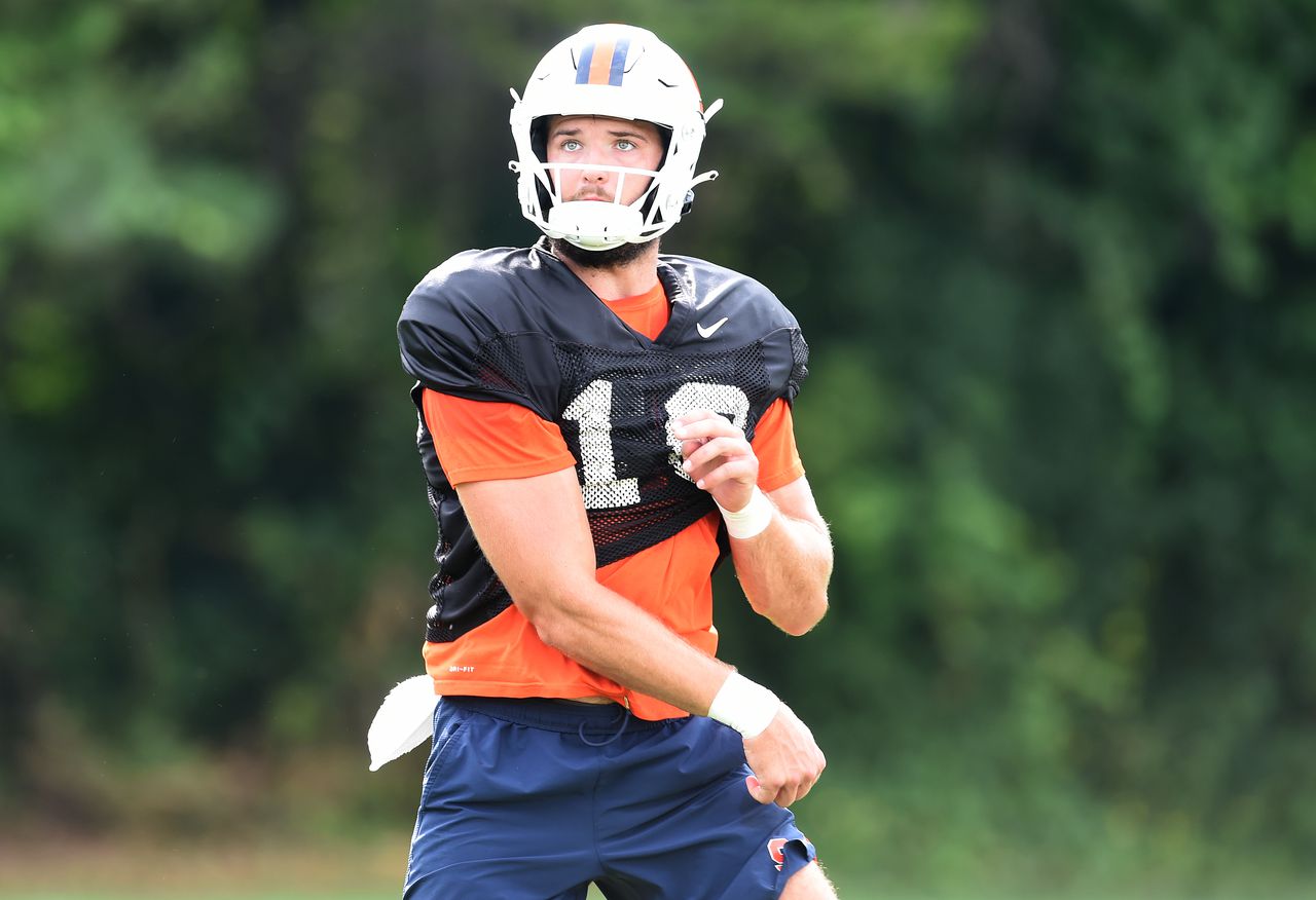 For SU’s QB Controversy, History Favors the Incumbent
