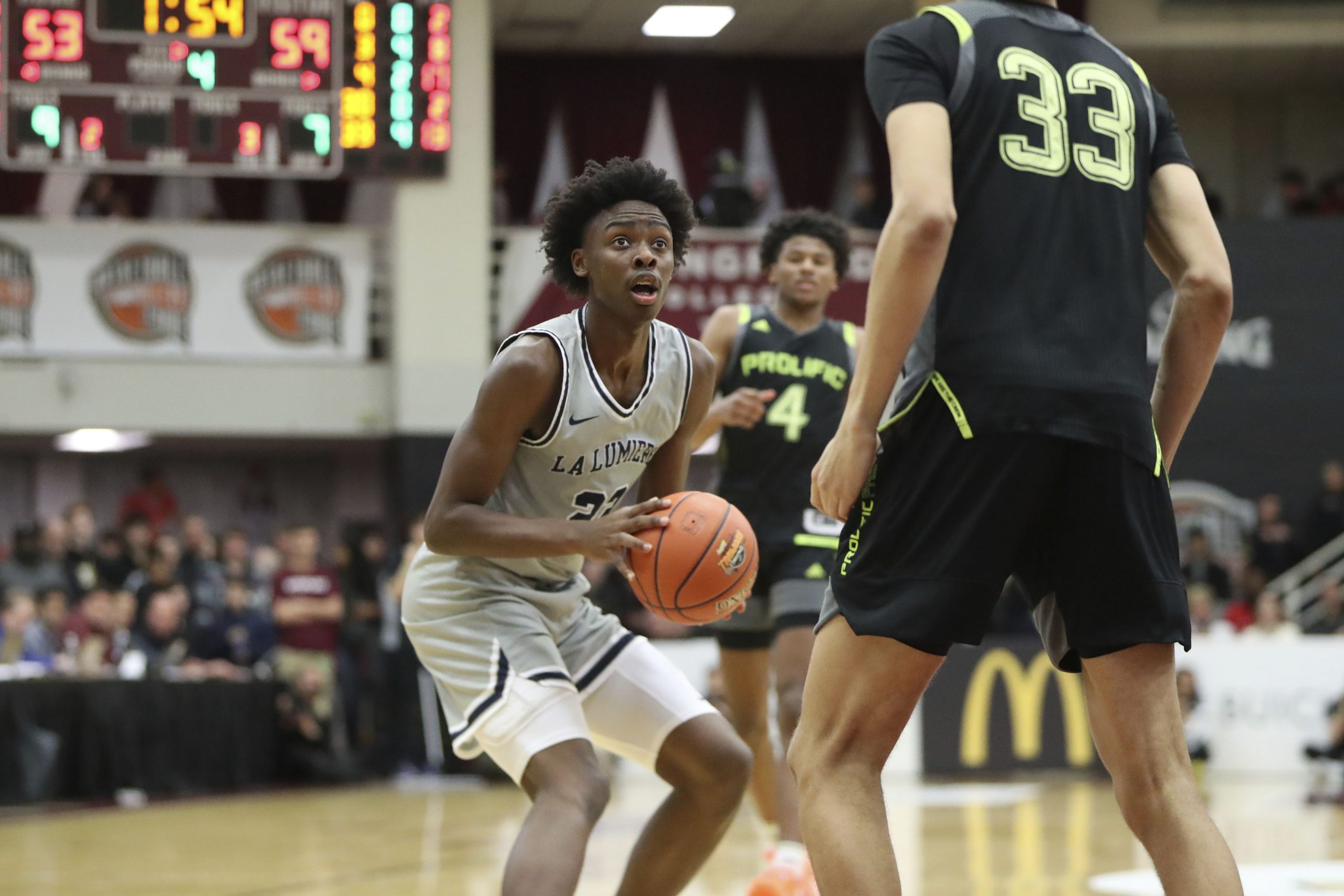 Kamari Lands’ Decommitment is a New Symptom of The NIL Era