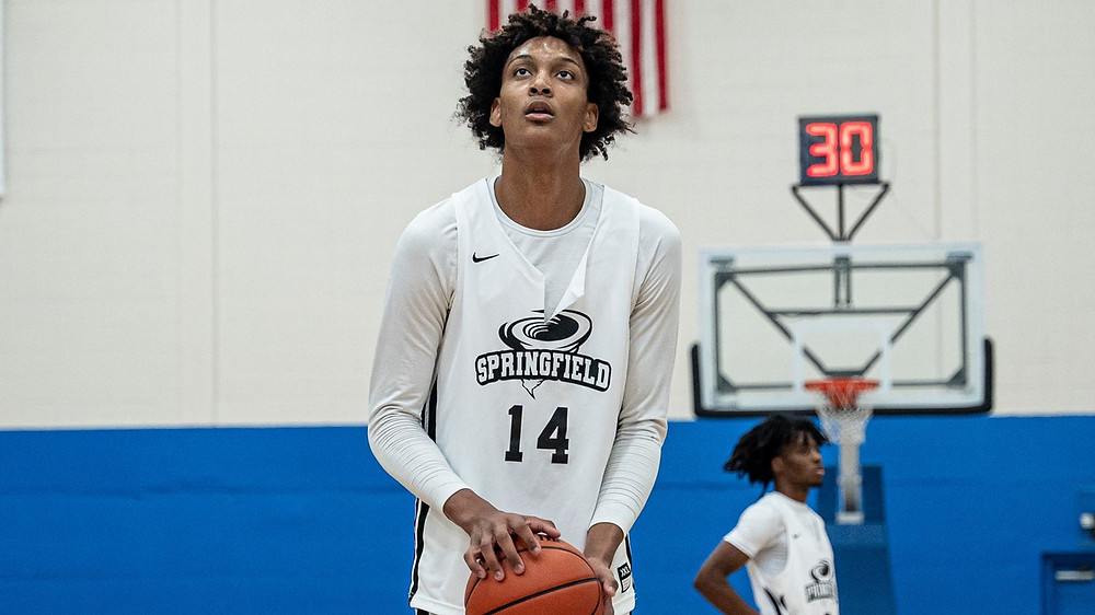 An Early Look At SU’s Class of 2023 Center Targets