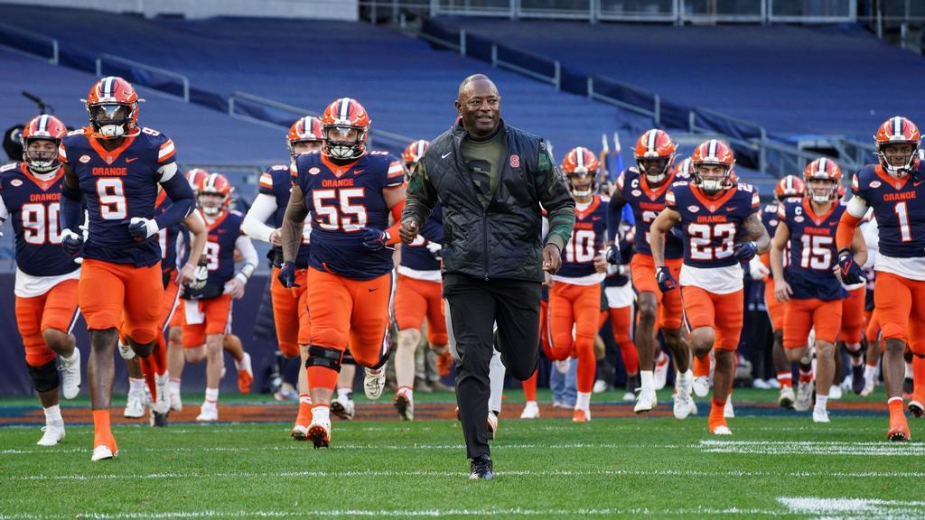 A Syracuse Football Bowl Game Shouldn’t Impact Dino Babers’ Job Security