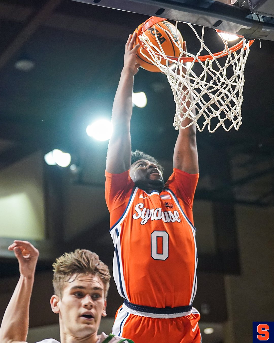 Syracuse Basketball: Bench Shines in 83-63 Win Over Oregon