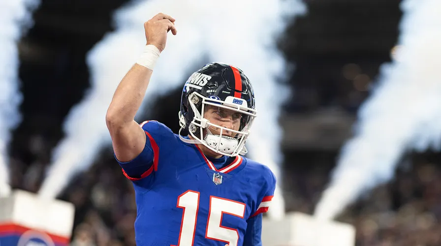 How Should Syracuse Fans Feel About Tommy DeVito’s NFL Success?