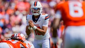 Pitt Riding Momentum Into ACC Battle With Struggling Syracuse