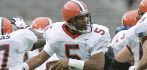 Young Syracuse Fans Have No Idea How Big Donovan McNabb Really Was
